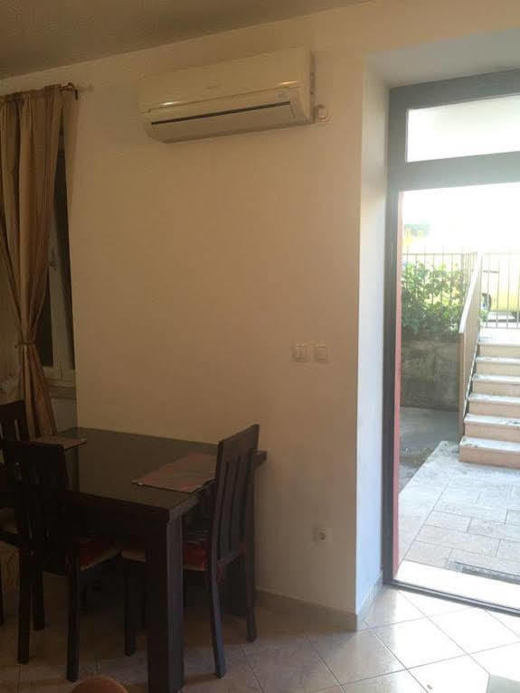 Apartment Goge Spalato Esterno foto